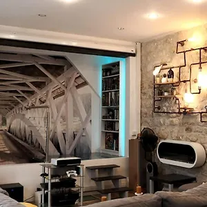 Apartamento A Very Calm Loft In Bastille, París